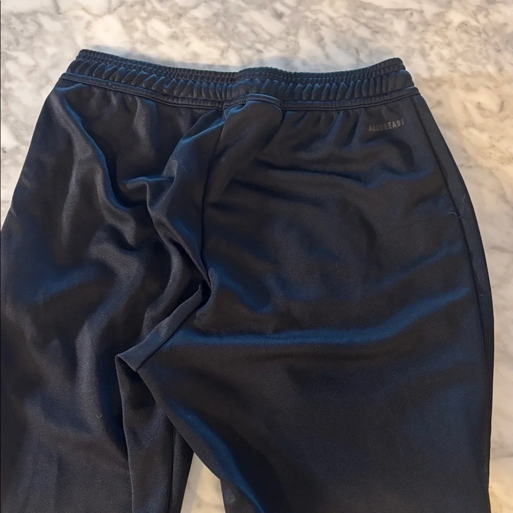 adidas Men's black tiro Joggers, size small